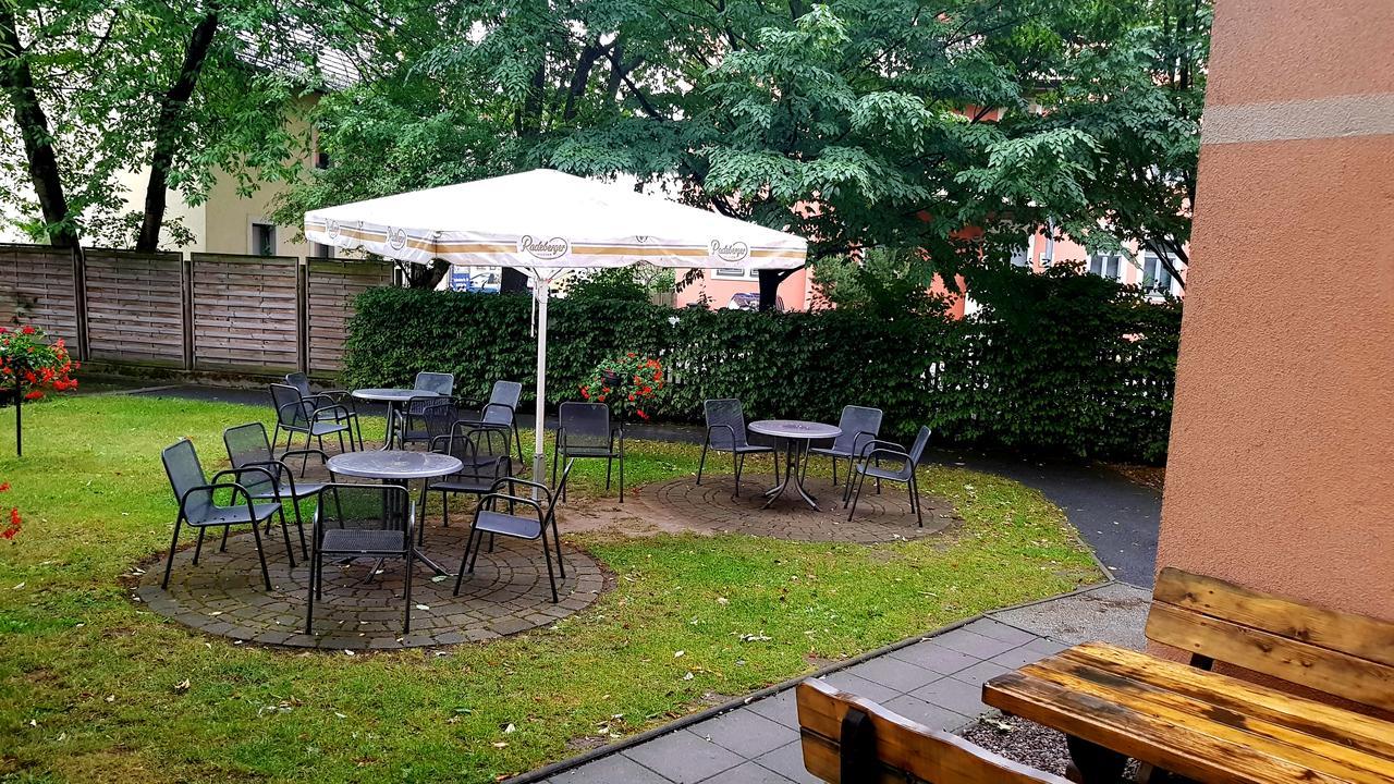 Hotel Amadeus Dresden Neustadt Exterior photo